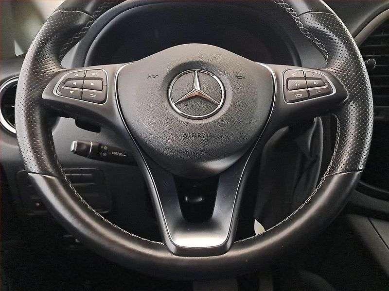 Mercedes-Benz Vito (2021) 124 CDI 4x4, Bus, 8Míst, ČR - fotka 18 z 19