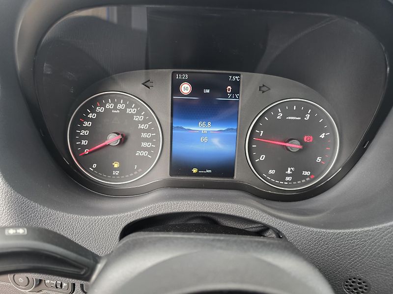 Mercedes-Benz Sprinter (2026) HÁKOVÝ NOSIČ - fotka 9 z 17