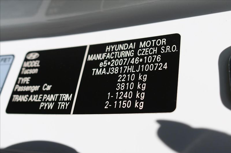 Hyundai Tucson 1,6 ČR,4x4, Automat - fotka 16 z 53