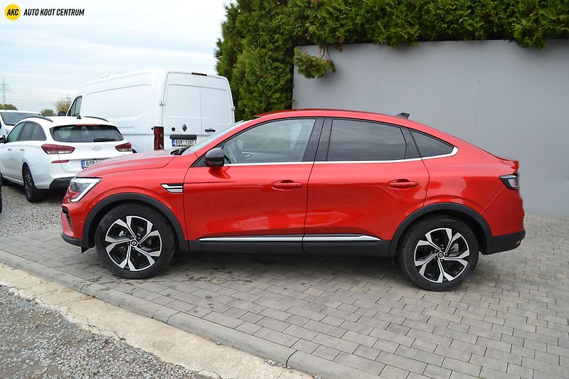 Renault Arkana Techno mild hybrid 140 EDC - fotka 2 z 56