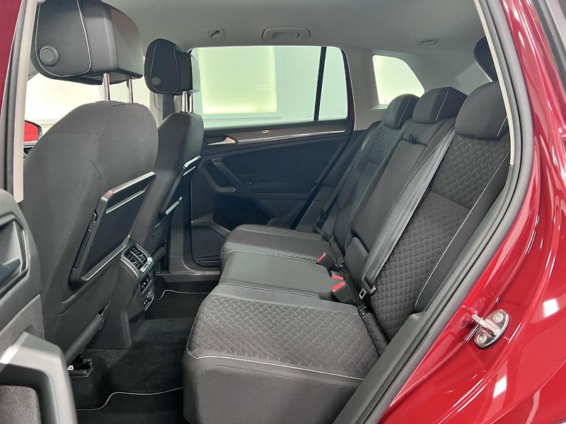 Volkswagen Tiguan 1.5 TSI 110 kW, Manuál - fotka 16 z 46