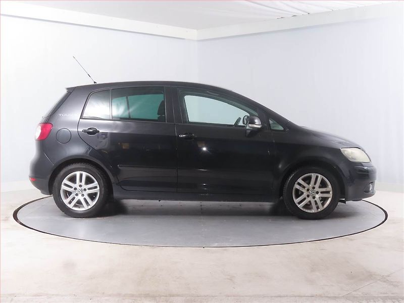 Volkswagen Golf Plus (2007) 1.4 i 16V, Serv.kniha - fotka 6 z 13