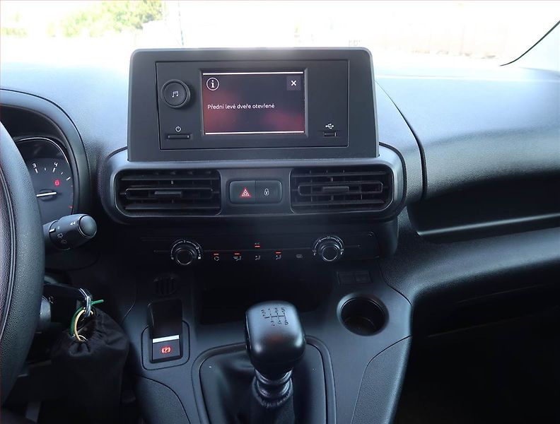 Toyota ProAce City (2023) Maxi 1.5 D4-D, 3Místa, ČR - fotka 9 z 16
