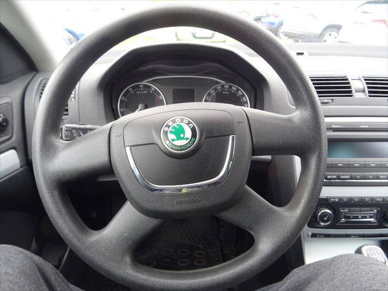 Škoda Octavia 1,2 TSi 77 kW - fotka 23 z 28