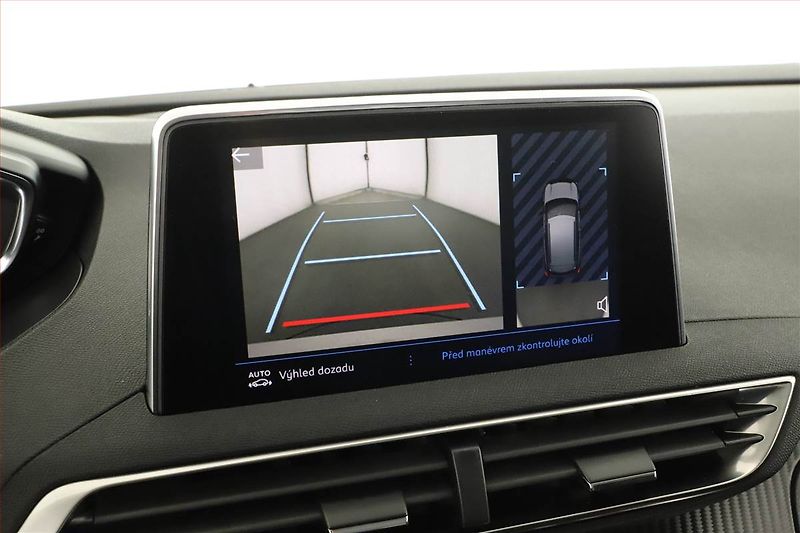 Peugeot 3008 (2019) 1.2 PureTech, Serv.kniha - fotka 10 z 20