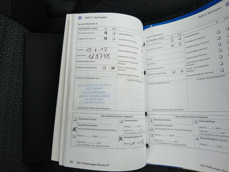 Volkswagen Touran 1.6 FSI, ALU - fotka 25 z 27