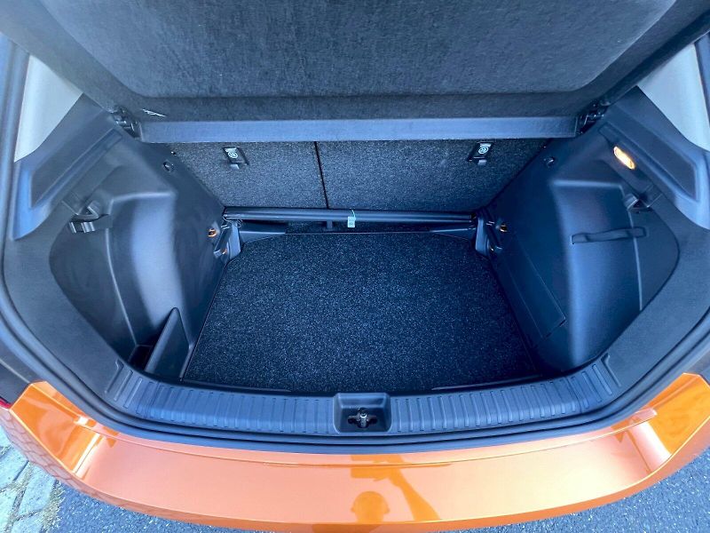 Škoda Fabia (2025) Selection 1.0MPi 59kW 5°manuál - fotka 15 z 28