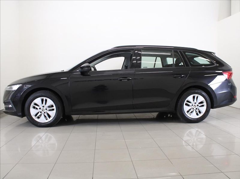 Škoda Octavia 2,0 TDi DSG Ambi. 104tkm.ČR - fotka 5 z 23