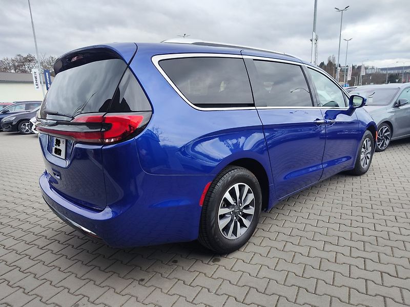 Chrysler Pacifica 3.6 VVT/214kW V6 Touring L - fotka 5 z 36