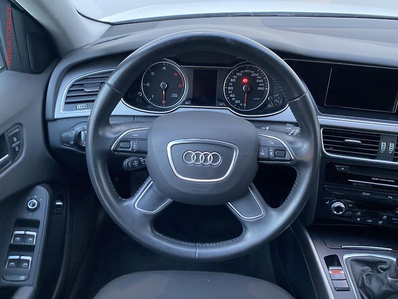 Audi A4 (2014) 2.0 TDi, Ambiente, bixen - fotka 11 z 17