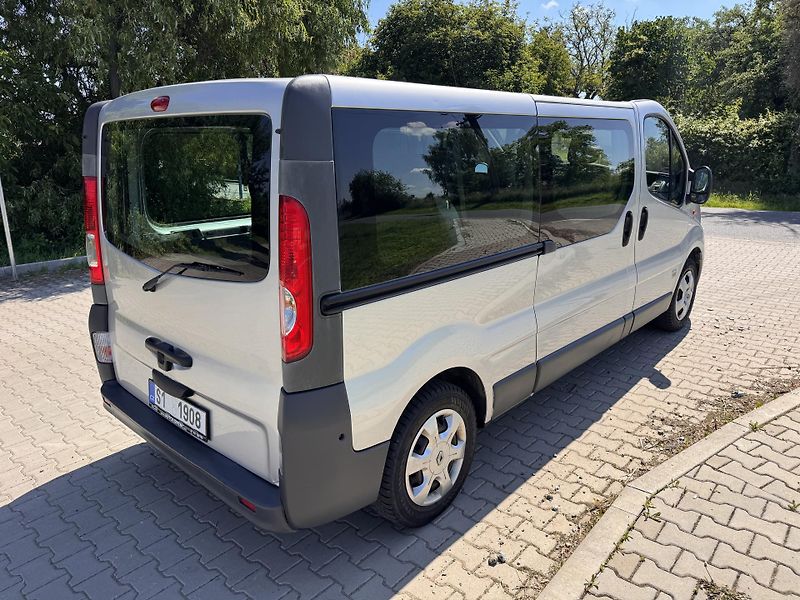 Opel Vivaro 2.0CDTI 84Kw L2 - 9.Mist - fotka 4 z 17