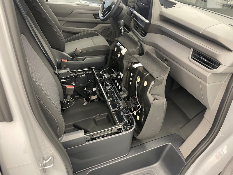 Volkswagen Transporter (2025) Nový T7 skříň TDI KR 6G - fotka 16 z 29