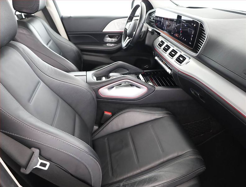 Mercedes-Benz GLE (2021) 400 d - fotka 7 z 20