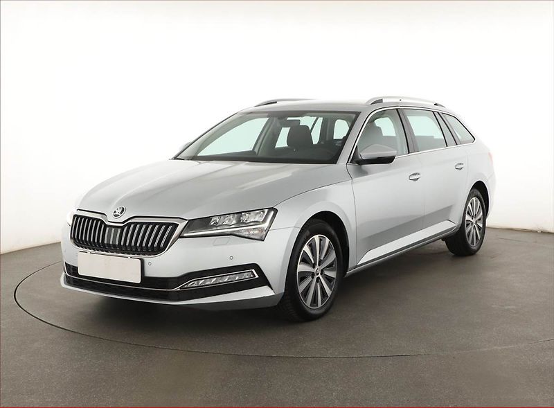 Škoda Superb (2022) Style 2.0 TDI - fotka 2 z 19