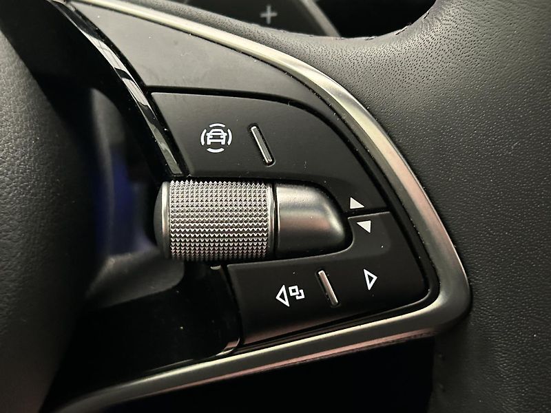 Škoda Superb 2.0 TDI 4x4 L & K - fotka 20 z 34