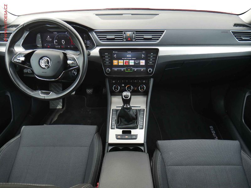 Škoda Superb (2022) 1.5 TSI, ČR, Style, LED - fotka 8 z 21