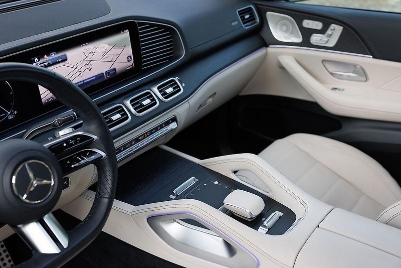 Mercedes-Benz GLS (2024) GLS 450d 4Matic AMG Line - fotka 35 z 64