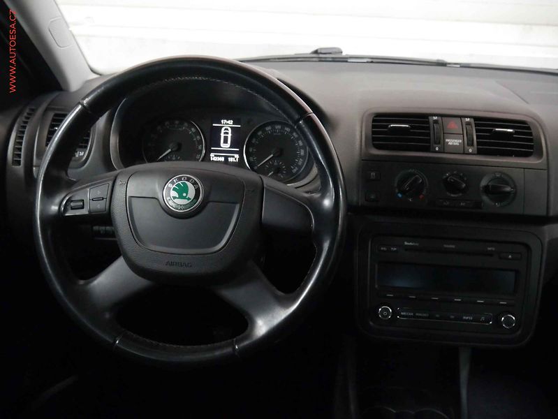 Škoda Roomster (2010) 1.6 TDi, ČR, AC, tempo - fotka 11 z 17