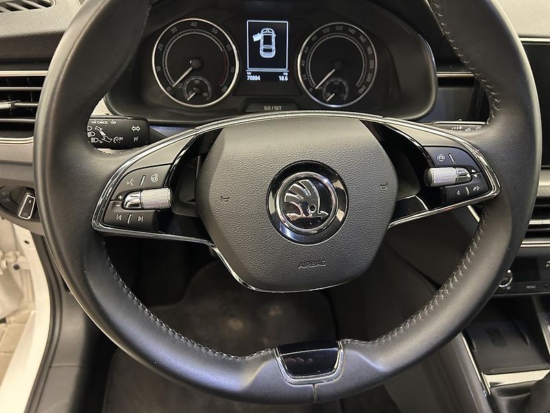 Škoda Scala 1.0 TSI Style Comfort - fotka 8 z 23