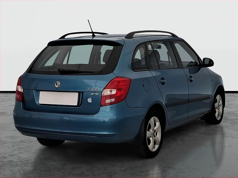 Škoda Fabia (2012) Elegance 1.2 TSI, Serv.kniha - fotka 5 z 17