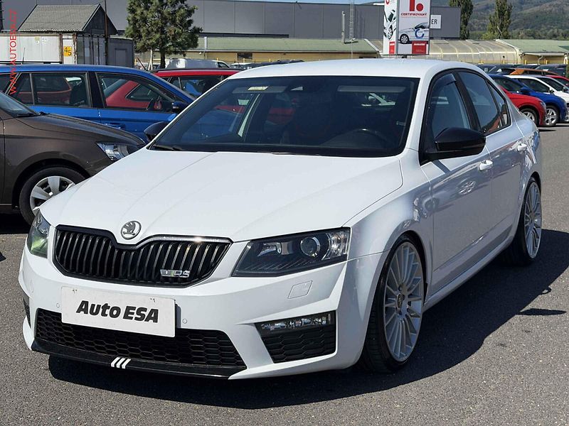 Škoda Octavia (2015) 2.0TSi, RS - fotka 3 z 19
