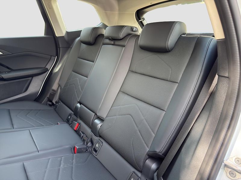 BMW X1 sDrive20i - fotka 15 z 20