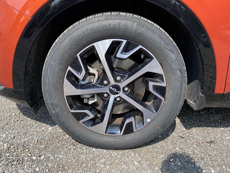 Kia Sportage (2022) 1,6 CRDi 4x4 6MT TOP - fotka 25 z 31