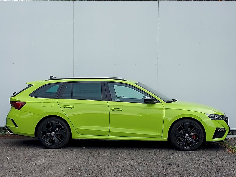 Škoda Octavia (2022) COM RS TDI 147/2.0 A7A - fotka 8 z 33