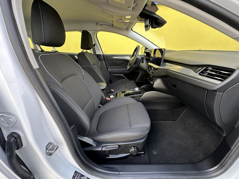 Ford Focus (2024) 1.5 EcoBlue/85Kw * Automat *  - fotka 21 z 43