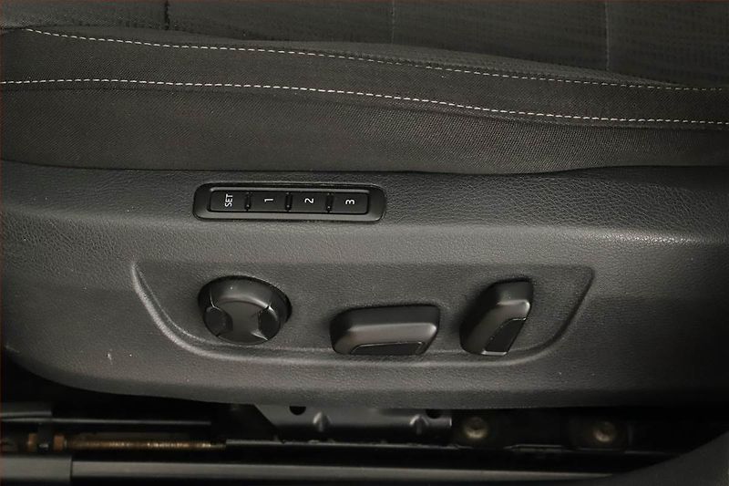 Škoda Superb (2018) 2.0 TDI, Automat, Navi - fotka 11 z 15