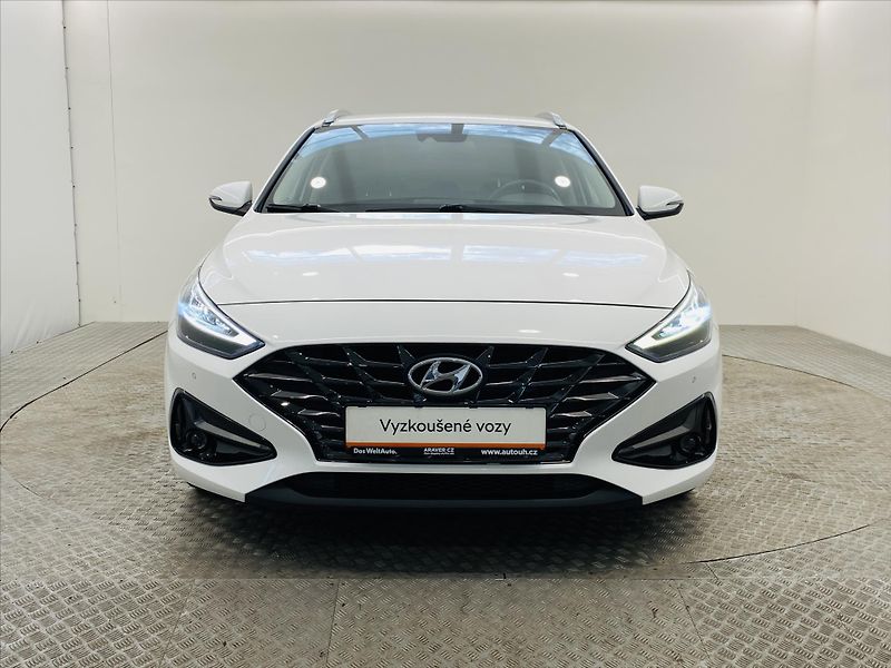 Hyundai i30 1,5 T-GDI 117kW - fotka 4 z 25