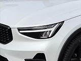 Volvo XC40 2,0 Plus B3 Black Edition 3760 - náhled 4