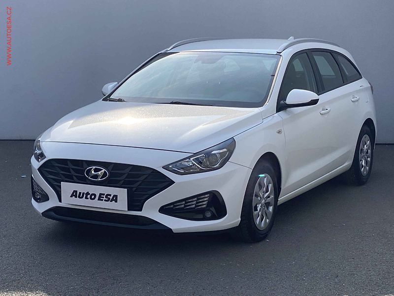 Hyundai i30 (2021) 1.6 CRDi, 1.maj,ČR - fotka 3 z 16