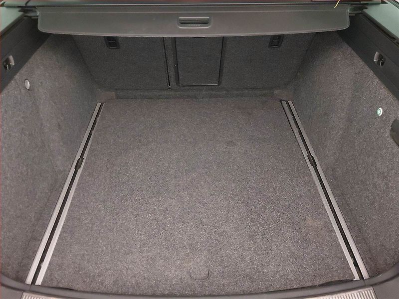 Škoda Superb (2013) Ambition Plus 2.0 TDI - fotka 14 z 20