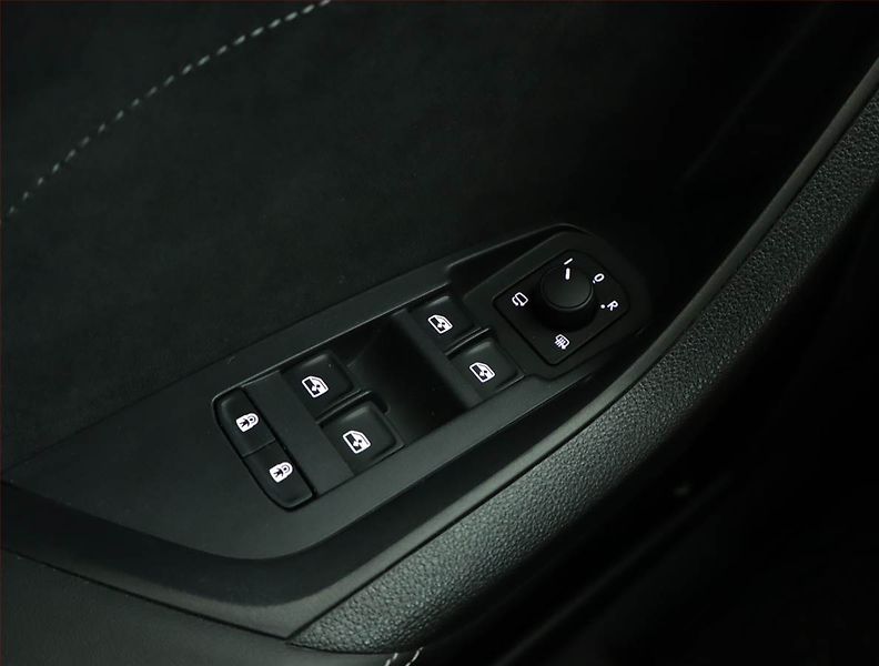 Škoda Kodiaq (2023) 2.0 TDI - fotka 18 z 18