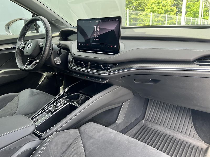 Škoda Enyaq (2023) Sportline*150kW*DPH - fotka 43 z 47