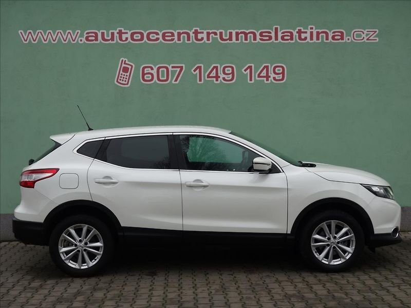 Nissan Qashqai 1,5 81kW NAVI - fotka 7 z 39