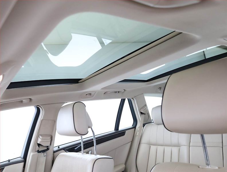 Mercedes-Benz Třídy E (2013) E 350 BlueTEC 4MATIC, 4X4 - fotka 18 z 19