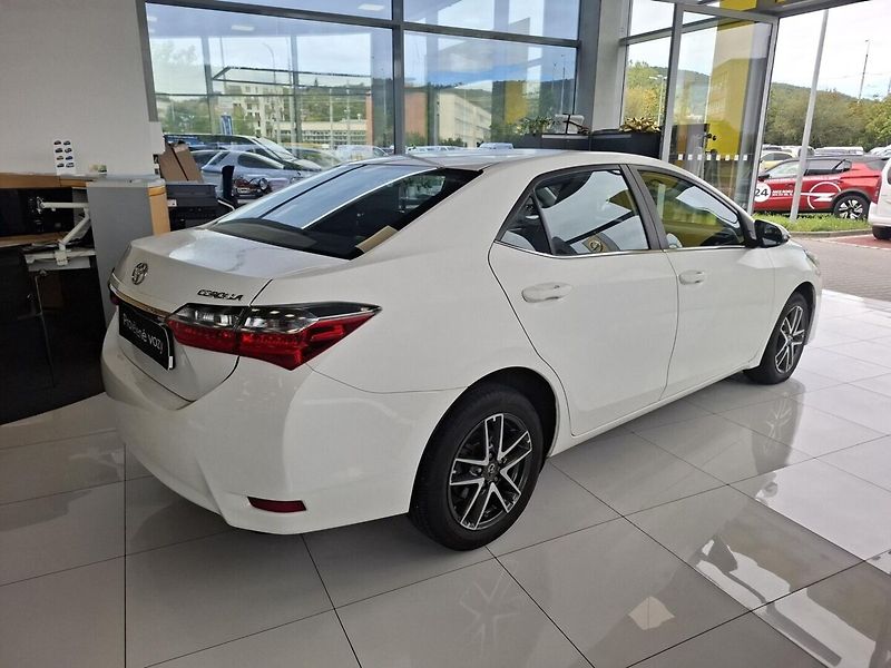 Toyota Corolla 1.6VVT-i 97KW 2017 - fotka 3 z 11