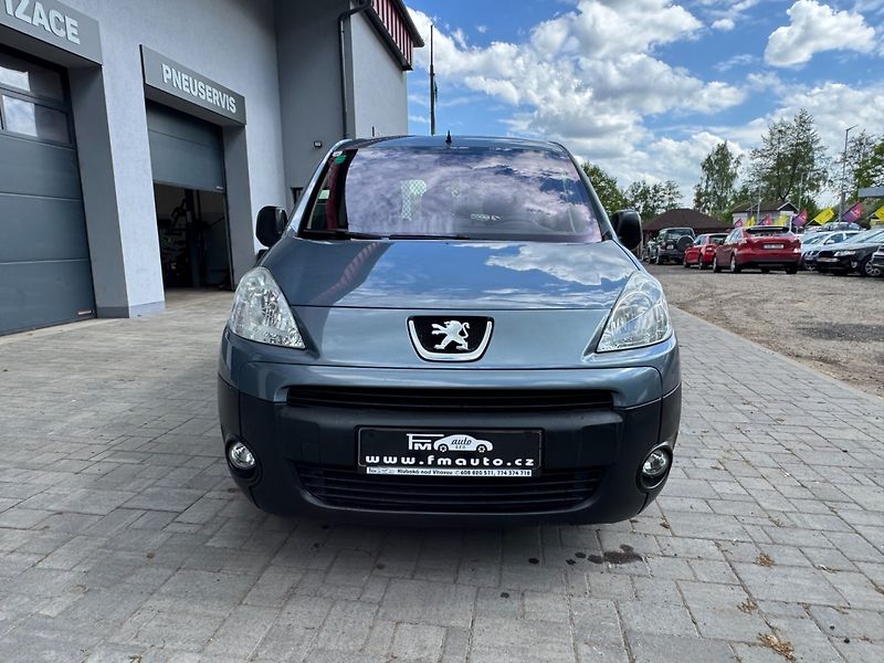 Peugeot Partner (2009) 1.6 16V - fotka 3 z 28