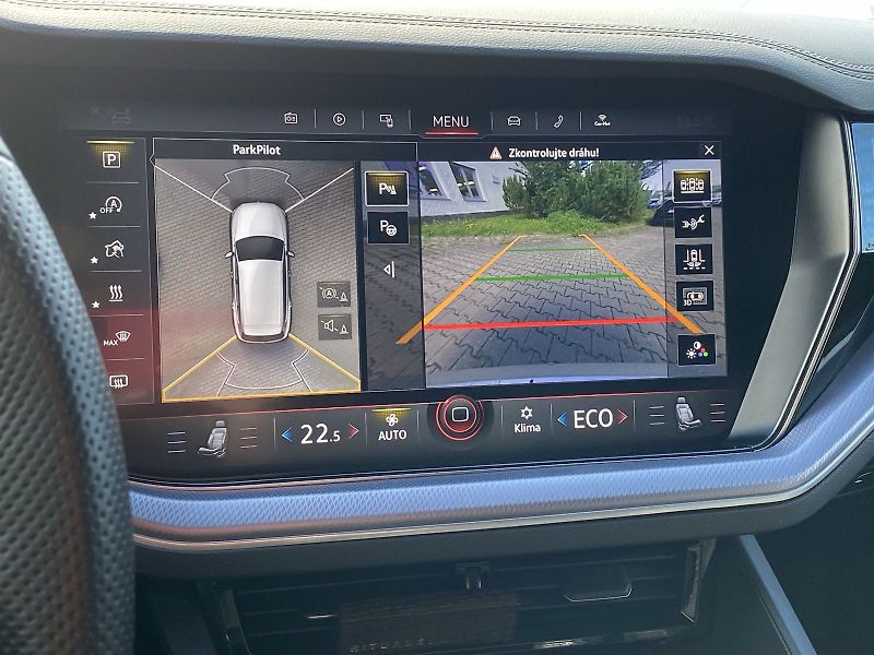 Volkswagen Touareg (2023) Exclusive 3.0 TDI V6 4Motion - fotka 17 z 37