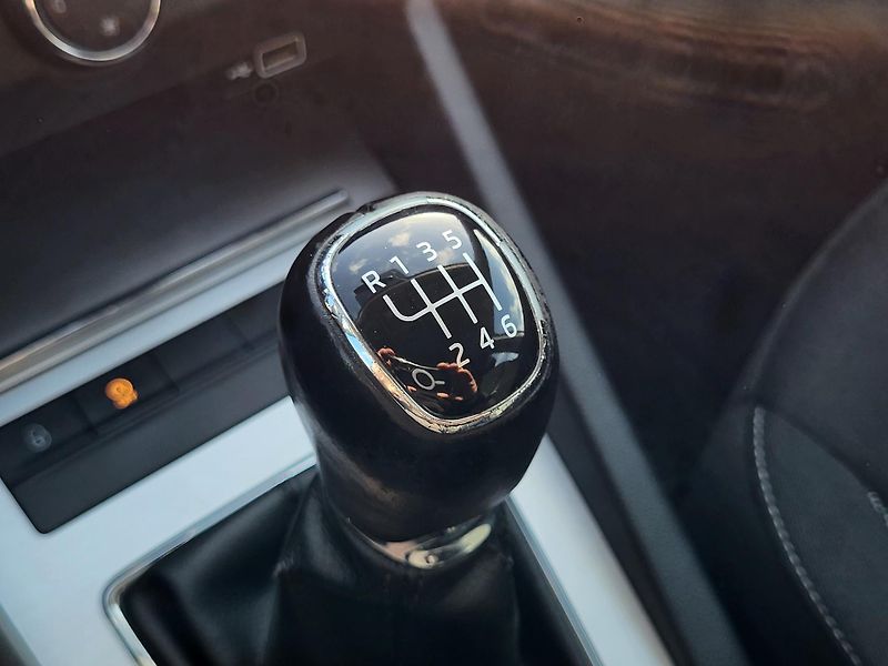Škoda Octavia 2.0 TDi 110kW AMBITION - fotka 24 z 43