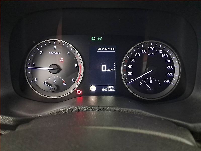 Hyundai Tucson (2016) 2.0 CRDi, Kůže, Navi, Tempomat - fotka 11 z 22