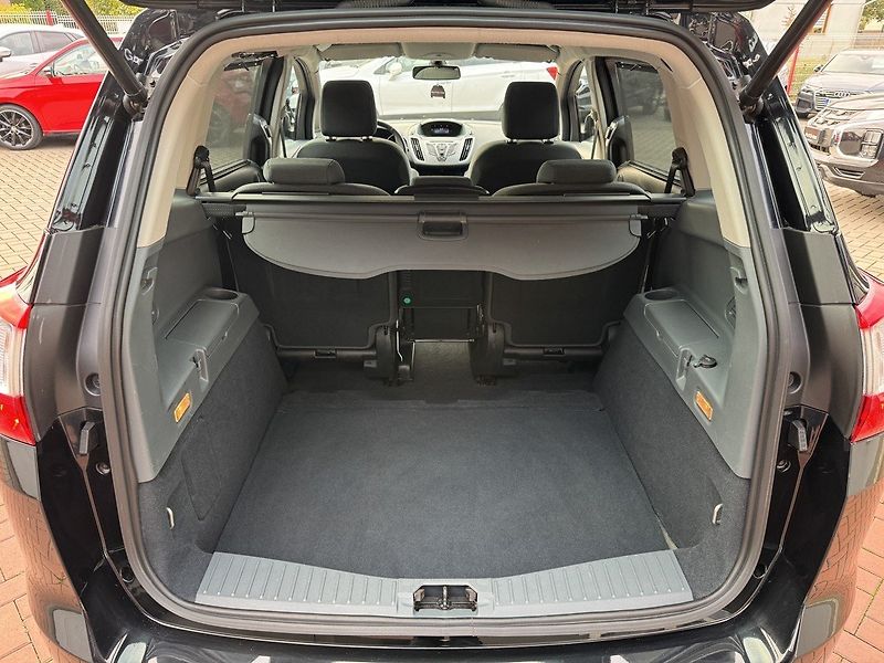 Ford Grand C-MAX (2011) 1.6i Ti-VCT Klima Winter Paket - fotka 20 z 49