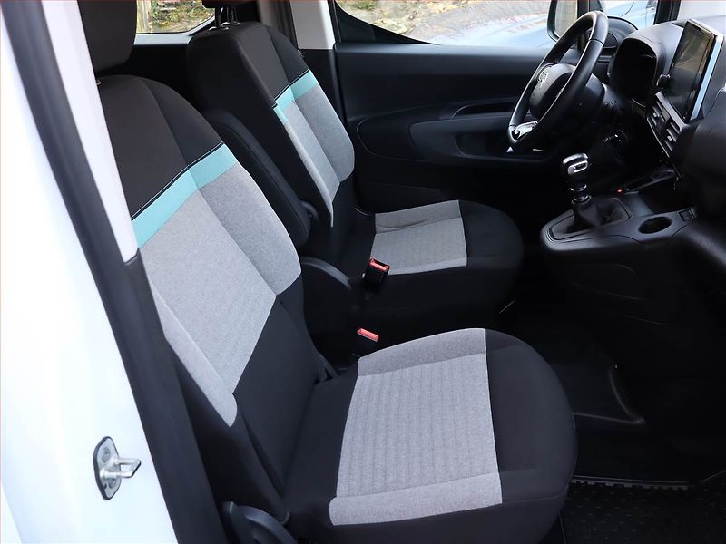 Citroën Berlingo (2022) Feel 1.5 BlueHDi, 5Míst, ČR - fotka 7 z 15