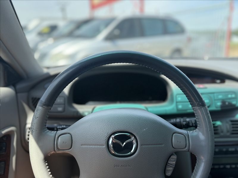 Mazda Xedos 2,5 V6 120kW automat - fotka 10 z 26