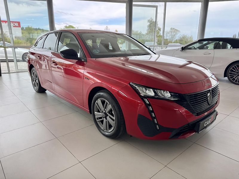Peugeot 308 1,2PT 130*AT8*STYLE*Distronic - fotka 4 z 33