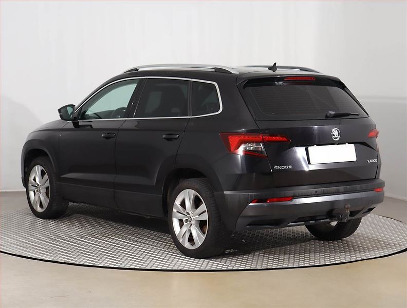 Škoda Karoq (2018) 1.6 TDI, Automat, Navi - fotka 4 z 20