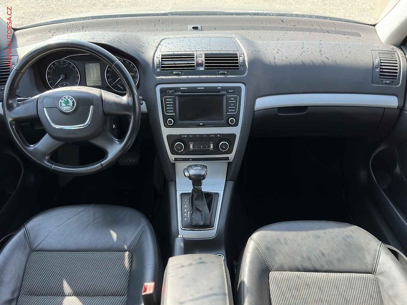 Škoda Octavia (2010) 1.6TDi, DSG - fotka 8 z 17