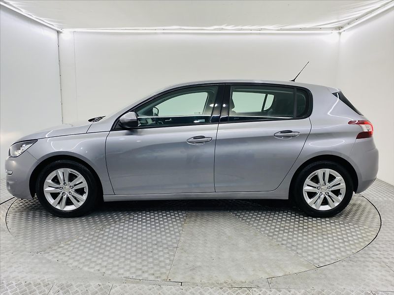 Peugeot 308 1,2 PureTech 60kW Active - fotka 3 z 28